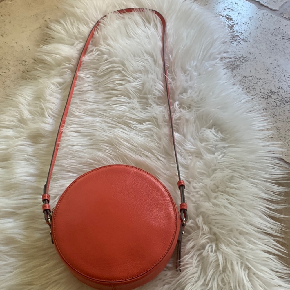Banana Republic round crossbody bag